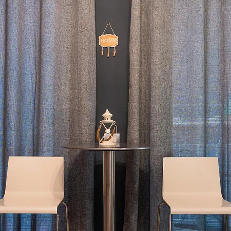 Emme Enne Πανσιόν