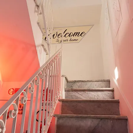 Emme Enne Konukevi Taranto